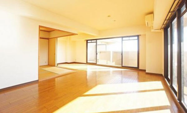 神戸市垂水区千代が丘、マンションの内装画像です