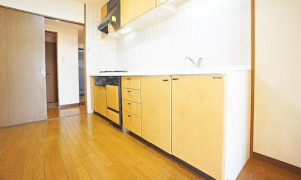 神戸市垂水区千代が丘、マンションのキッチン画像です