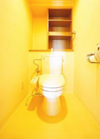 神戸市垂水区千代が丘、マンションのトイレ画像です