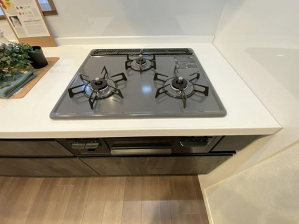 神戸市垂水区塩屋町、マンションのキッチン画像です