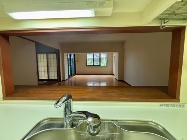 神戸市垂水区旭が丘、マンションのキッチン画像です