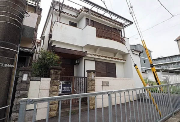 神戸市垂水区霞ケ丘、中古一戸建ての外観画像です