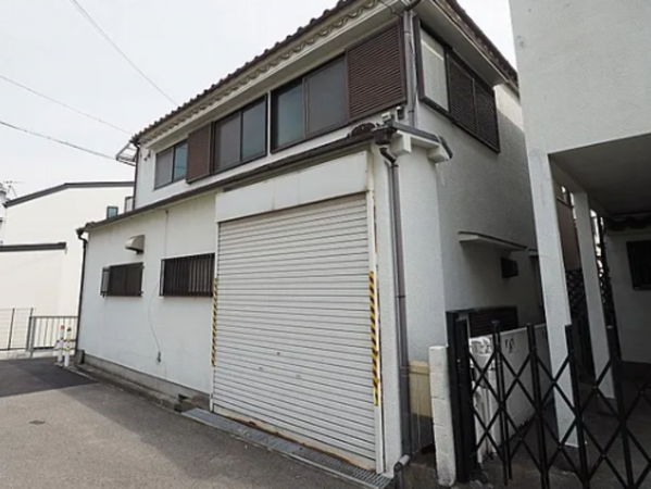 神戸市垂水区霞ケ丘、中古一戸建ての外観画像です