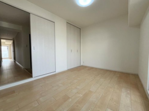 神戸市垂水区五色山、マンションの内装画像です