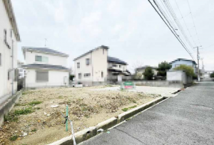 神戸市垂水区上高丸、土地の前面道路を含む現地写真画像です