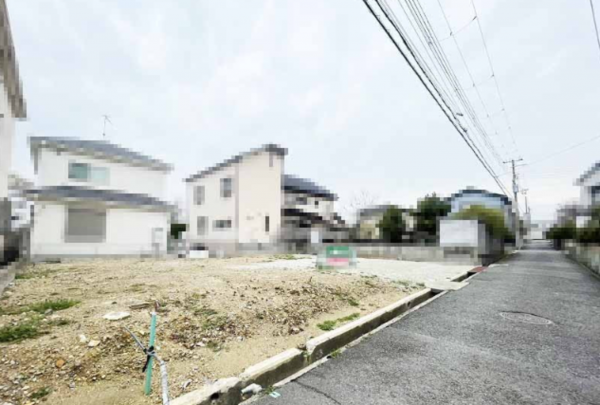 神戸市垂水区上高丸、土地の前面道路を含む現地写真画像です