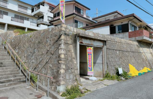 神戸市垂水区舞子坂、土地の前面道路を含む現地写真画像です