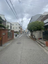 神戸市垂水区馬場通、土地の前面道路を含む現地写真画像です
