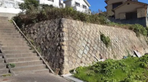 神戸市垂水区舞子坂、土地の前面道路を含む現地写真画像です