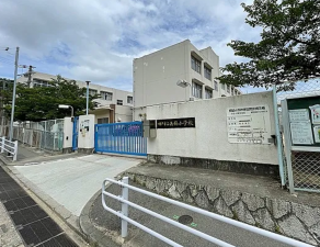 神戸市垂水区清水が丘、マンションの小学校画像です