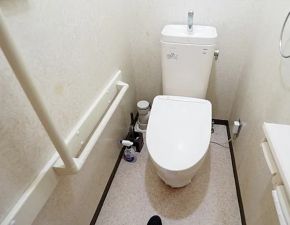 神戸市垂水区清水が丘、マンションのトイレ画像です