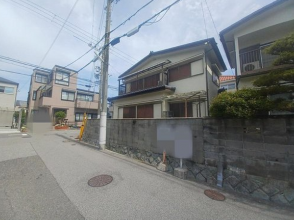 神戸市垂水区星陵台、土地の前面道路を含む現地写真画像です