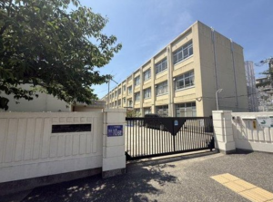 神戸市垂水区舞子台、新築一戸建ての小学校画像です