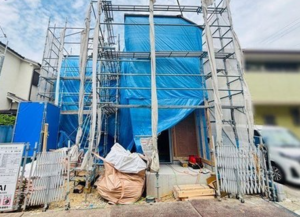 神戸市垂水区霞ケ丘、新築一戸建ての前面道路を含む現地写真画像です
