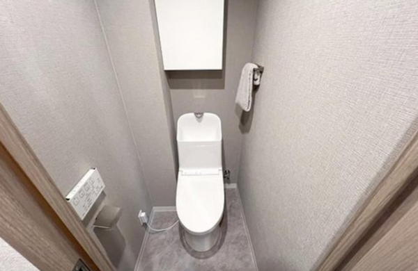 神戸市垂水区西舞子、マンションのトイレ画像です