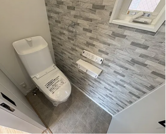神戸市垂水区山手、新築一戸建てのトイレ画像です