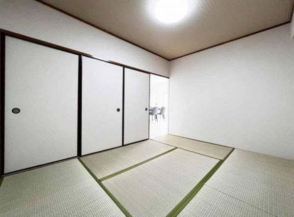 神戸市垂水区山手、マンションの内装画像です