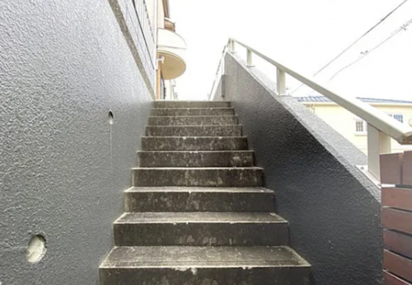 神戸市垂水区舞子坂、中古一戸建てのエントランス画像です