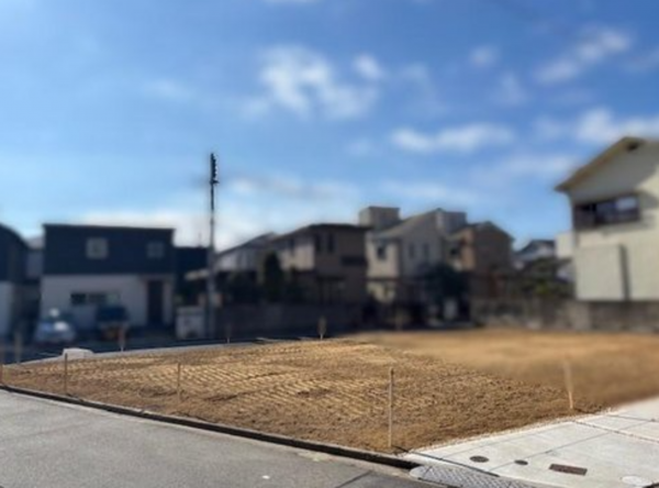 神戸市垂水区星陵台、土地の前面道路を含む現地写真画像です