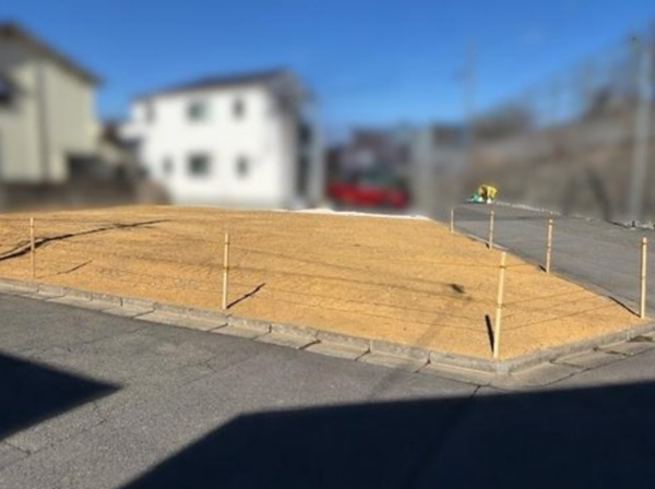 神戸市垂水区星陵台、土地の前面道路を含む現地写真画像です