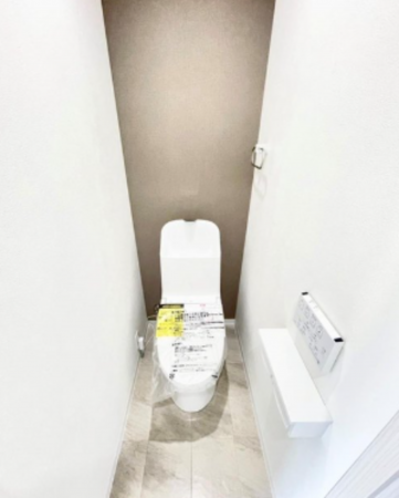 神戸市垂水区海岸通、マンションのトイレ画像です