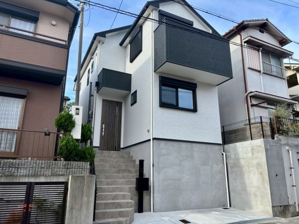 神戸市垂水区青山台、新築一戸建ての外観画像です