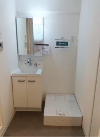 神戸市垂水区山手、マンションの洗面画像です