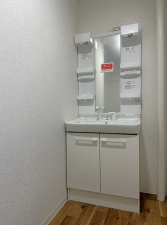 神戸市垂水区高丸、マンションの洗面画像です