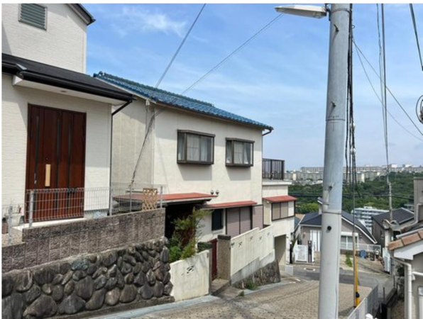神戸市垂水区舞子坂、中古一戸建ての外観画像です
