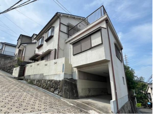 神戸市垂水区舞子坂、中古一戸建ての外観画像です
