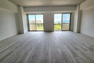 神戸市垂水区海岸通、マンションの内装画像です