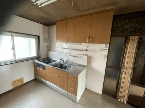 神戸市垂水区狩口台、マンションのキッチン画像です