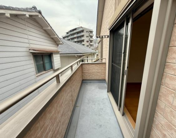神戸市垂水区北舞子、中古一戸建てのバルコニー画像です