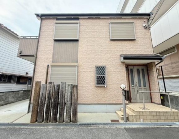 神戸市垂水区北舞子、中古一戸建ての外観画像です