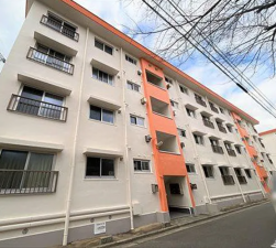 神戸市垂水区舞子台、マンションの外観画像です