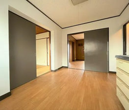 神戸市垂水区舞子台、マンションの内装画像です