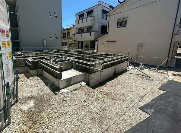 神戸市垂水区城が山、新築一戸建ての前面道路を含む現地写真画像です