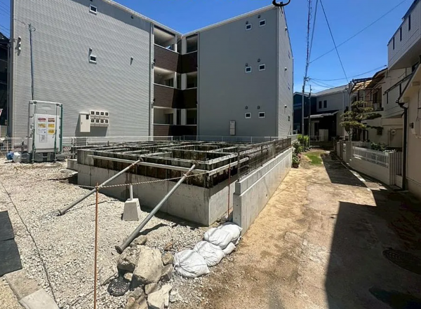 神戸市垂水区城が山、新築一戸建ての前面道路を含む現地写真画像です
