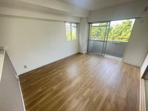 神戸市垂水区西舞子、マンションの内装画像です