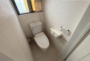 神戸市垂水区旭が丘、中古一戸建てのトイレ画像です