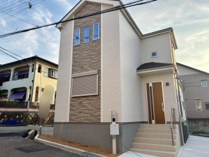 神戸市垂水区青山台、新築一戸建ての外観画像です