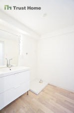 神戸市垂水区海岸通、マンションの洗面画像です