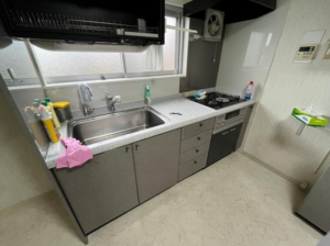神戸市垂水区青山台、マンションのキッチン画像です