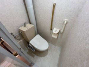 神戸市垂水区青山台、マンションのトイレ画像です
