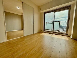 神戸市垂水区青山台、マンションの居間画像です