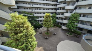 神戸市垂水区五色山、マンションの外観画像です