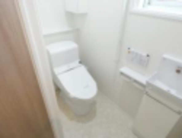 神戸市垂水区清水が丘、中古一戸建てのトイレ画像です