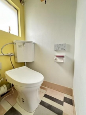神戸市垂水区南多聞台、マンションのトイレ画像です