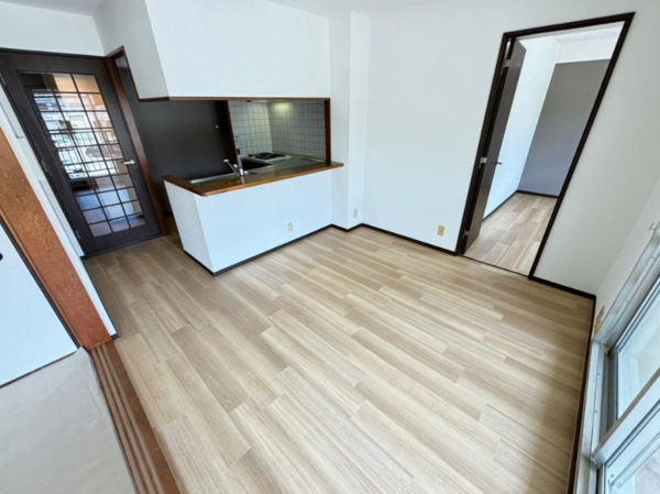 神戸市垂水区千代が丘、マンションの居間画像です