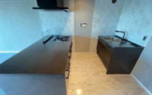 神戸市垂水区西舞子、マンションのキッチン画像です